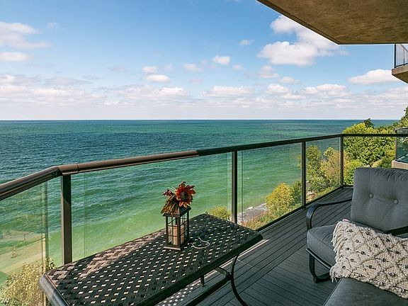 2nd image of 9521 Larimar Dr