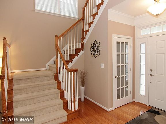Foyer Stairway