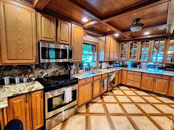 4th image of 7009 W Pearl City Rd