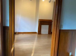 152 2nd St APT 3, Troy, NY 12180