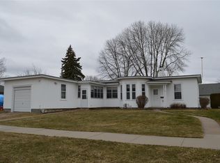 210 W Walnut St, Lake City, MN 55041