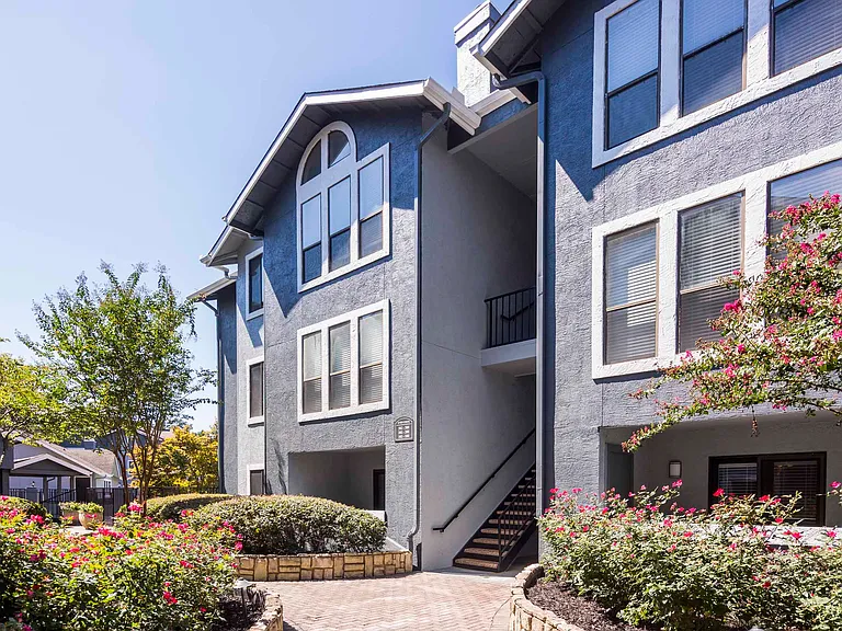 Aventura Dunwoody — Photo 16