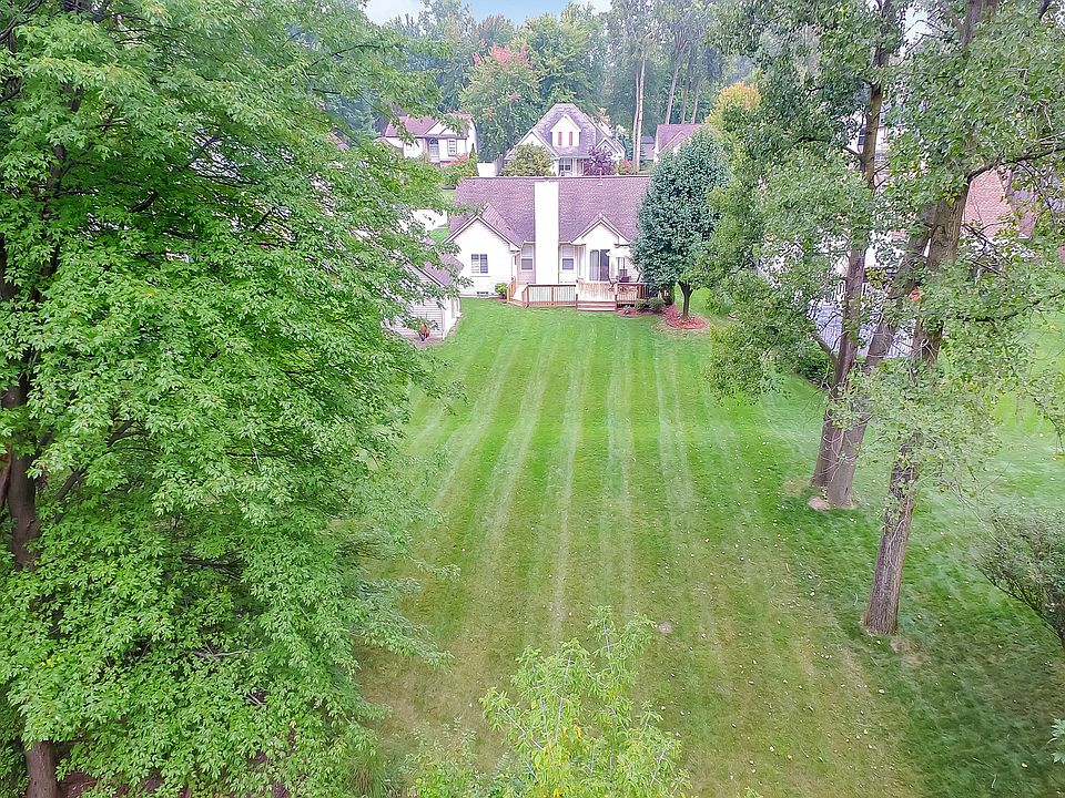 2nd image of 30169 Willow Springs Rd