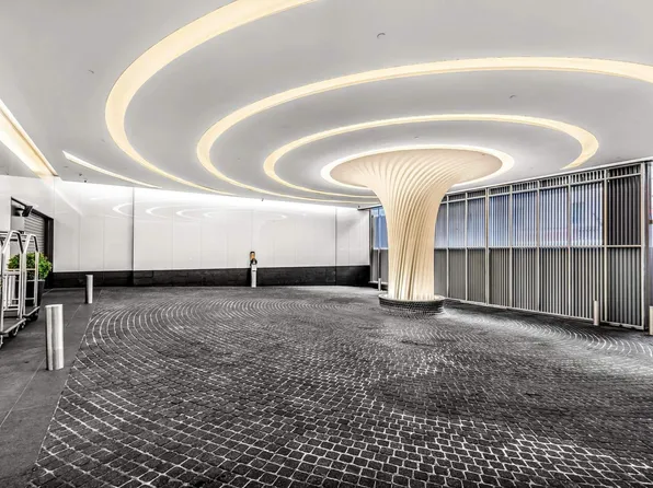 252 East 57th Street image 17 of 18