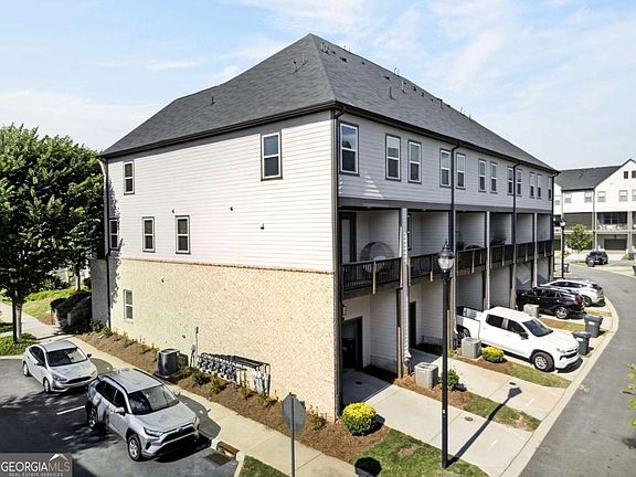 3rd image of 2527 Figaro Dr #214