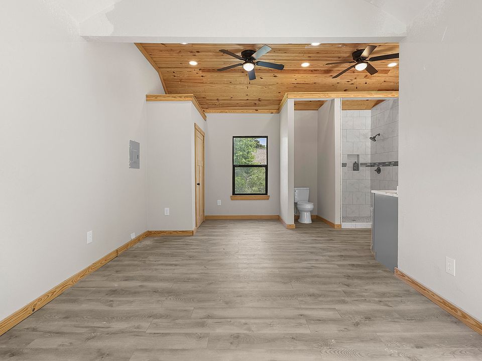 1st image of 1764 New Hope Rd