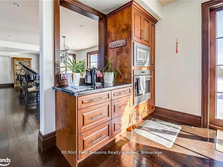 12 Windrose Valley Blvd — Photo 15
