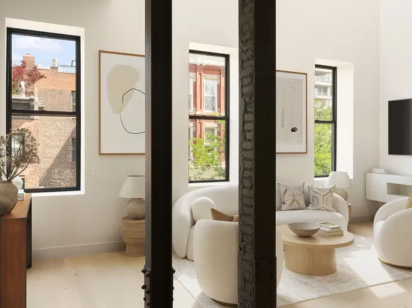 216 Grand Street image 2 of 10