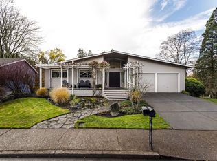 5510 SW Dover Loop, Portland, OR 97225
