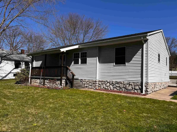 1807 Black Ave, Fairmont, WV 26554