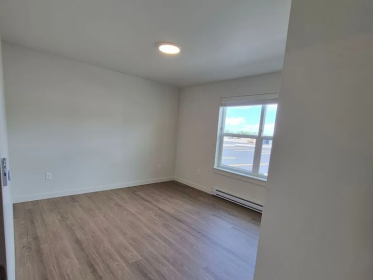 172 Brewers Blvd — Photo 10