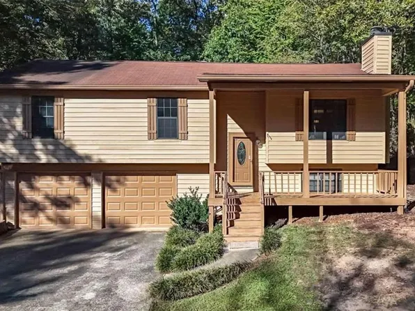 3931 Hillside Ln, Douglasville, GA 30135