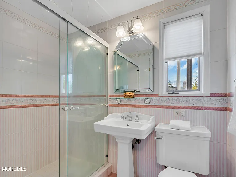 124 Neptune Pl — Photo 23