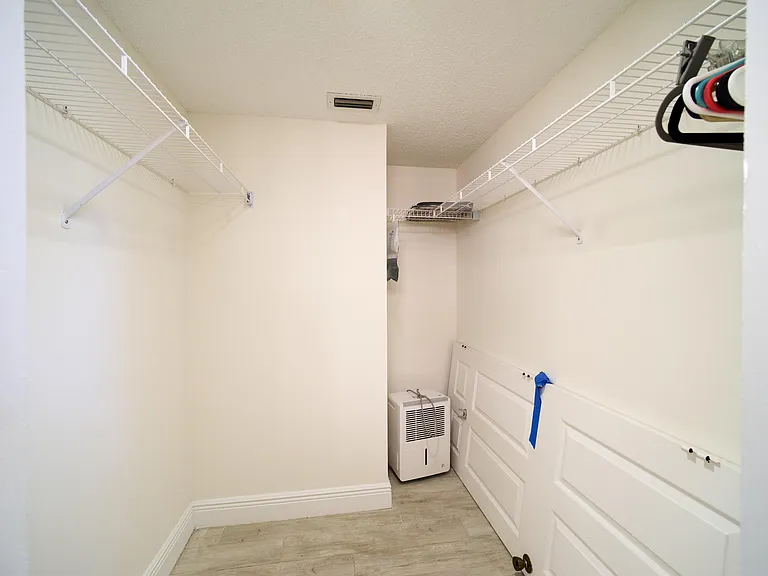 2001 Keystone Dr S #A — Photo 20