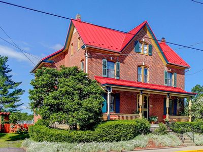 34 N Main St, Trumbauersville, PA, 18970