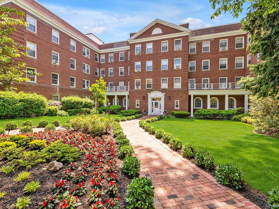 1st image of 90 Knightsbridge Road #1N