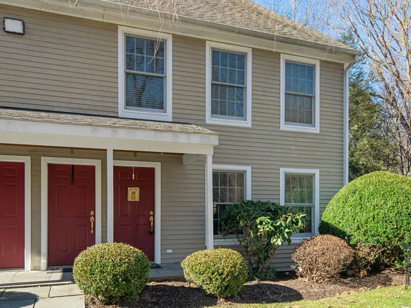 56 Portland Avenue #9, Redding, CT 06896