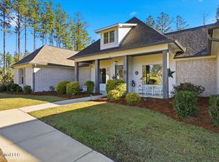 173 Fallen Oaks Dr, Brandon, MS 39047