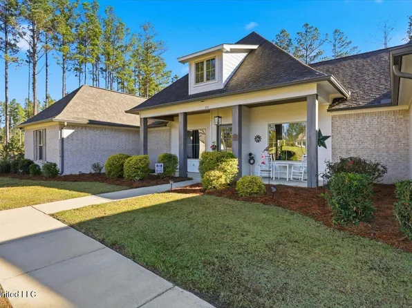 173 Fallen Oaks Dr, Brandon, MS 39047