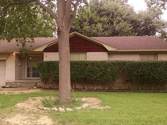 Large 2 bed brick home