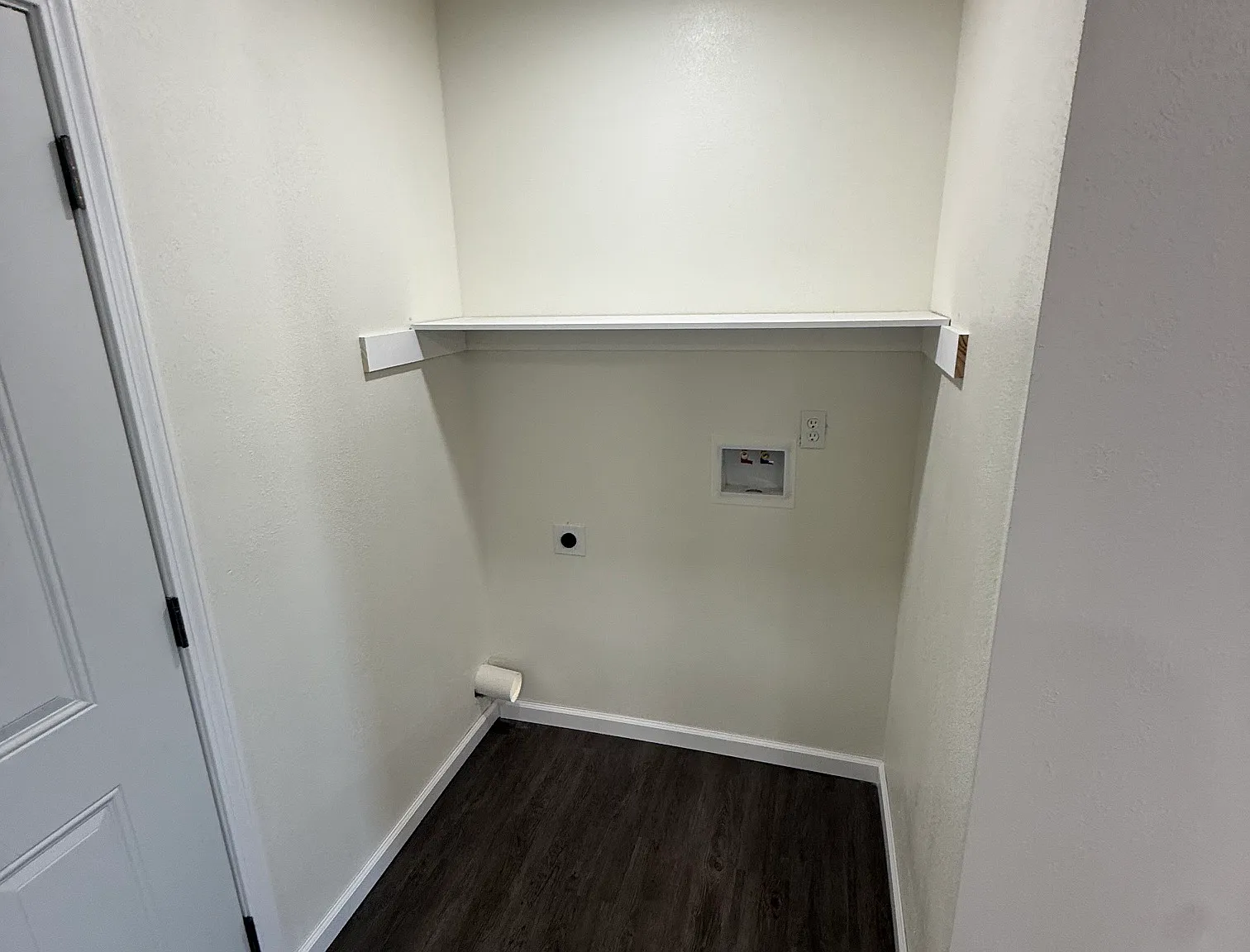 2 bed, $850 — Photo 2