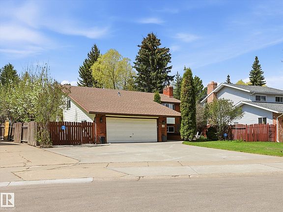 3rd image of 45 Lorne Cres