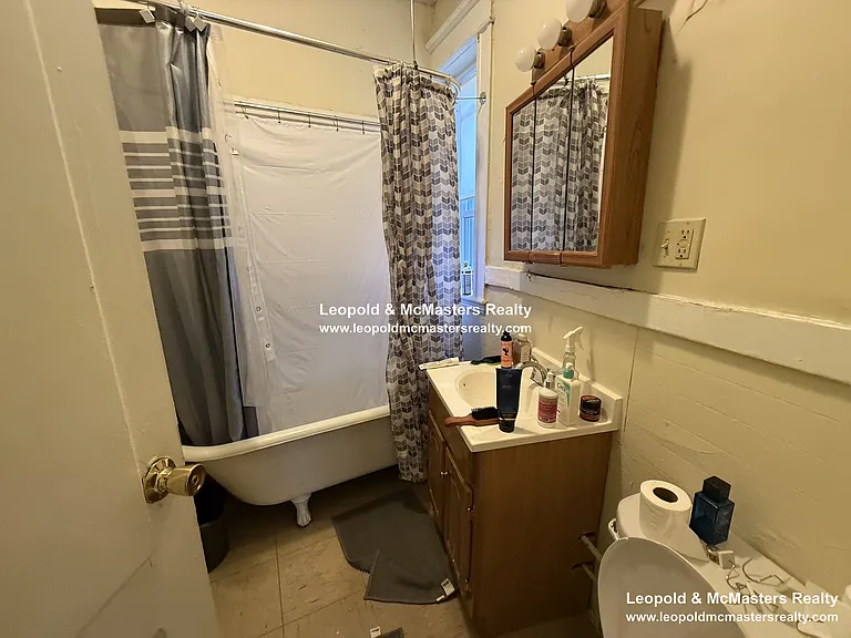Woodstock Properties — Photo 25