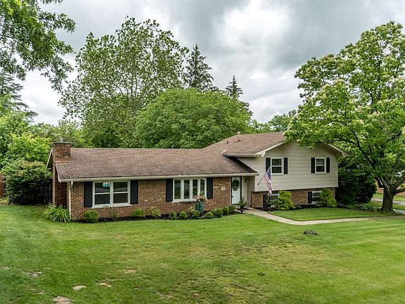 3rd image of 106 Vernon Dr