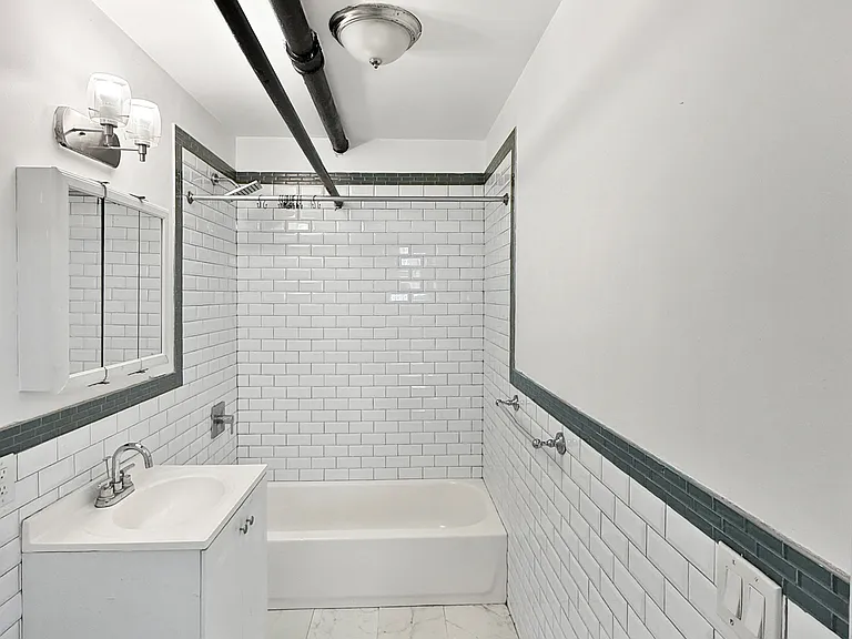 146 Fenimore St #GARDEN — Photo 7