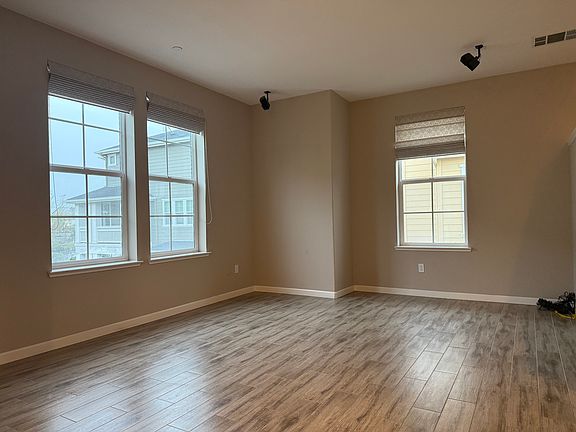 3rd image of 634 True Wind Way Unit 817