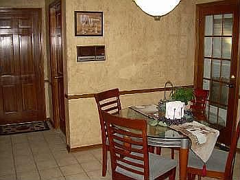 4th image of 1280 Shores Ct