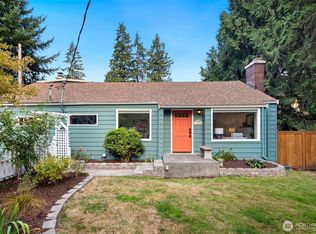 10708 17th Ave NE, Seattle, WA 98125