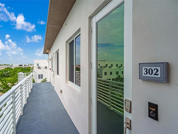 3rd image of 10295 NW 64th Ter #302