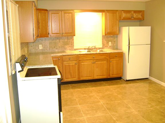 2nd image of 12 Tallawanda Ct