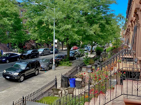 Rented by Massada Home Sales Inc | media 30