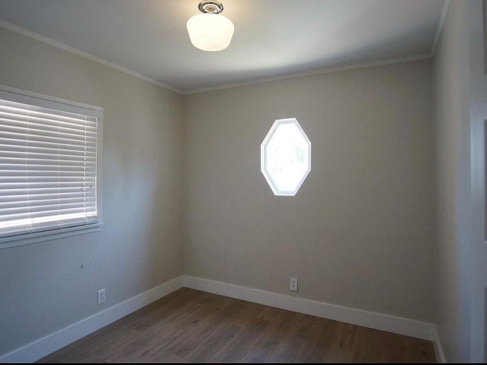 1st image of 827-835 E Washington Blvd