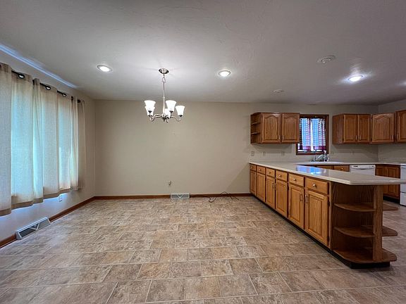 4th image of 22081 Water St Lot 17