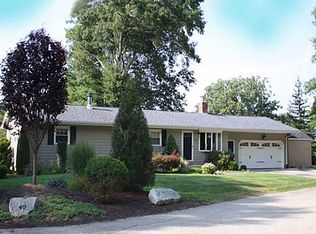 40 Circle Dr, Coventry, RI 02816