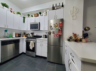 235 W 22nd St APT 4T, New York, NY 10011