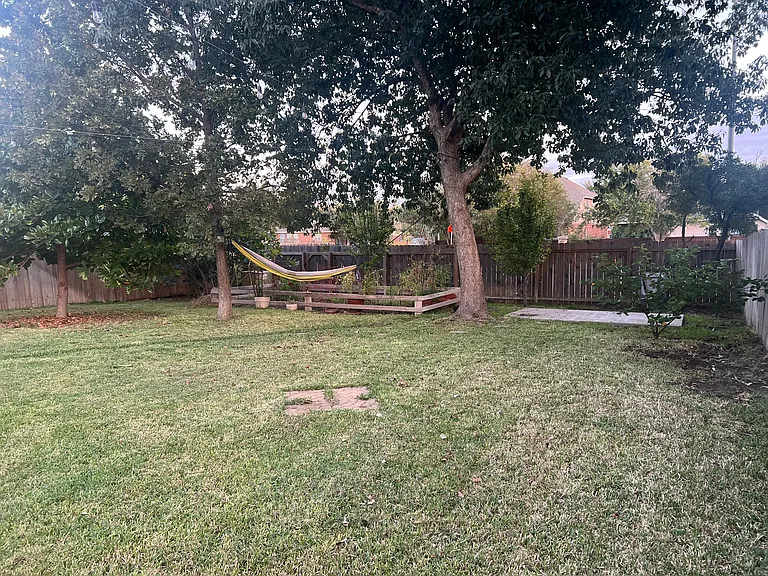 13113 Rochester Ln — Photo 28