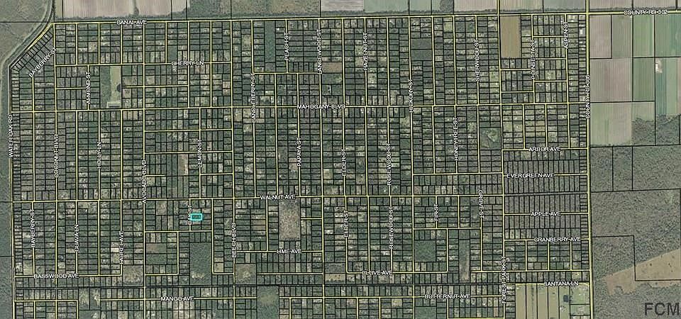 2nd image of 2097 Oak St