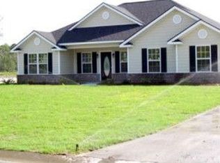 286 Parish Loop, Hinesville, GA 31313