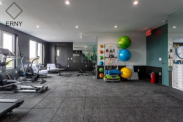Rented by ERNY LLC | media 28
