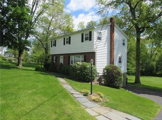 18 Yankee Maid Ln, Goshen, NY 10924