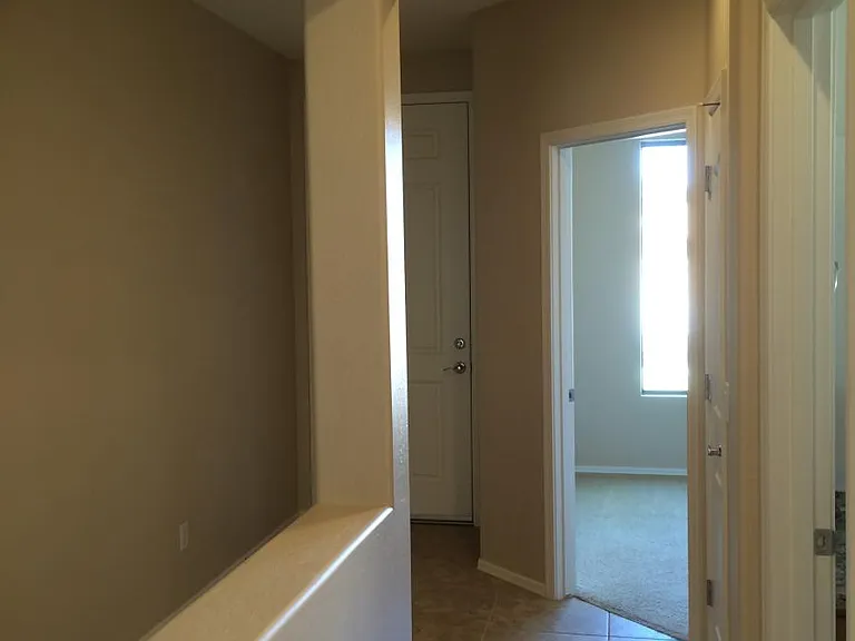 Divided hall from middle bedroom to front bedroom