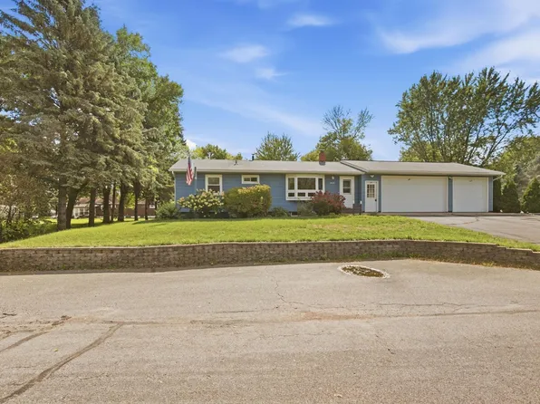 2426 1st St N, Waite Park, MN 56387