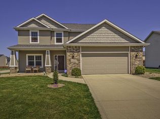 12332 Cliff View Ct, Fort Wayne, IN 46818