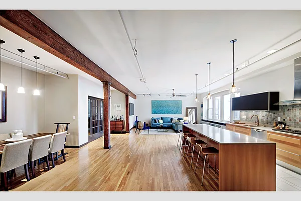 Sold by Stribling | media 13