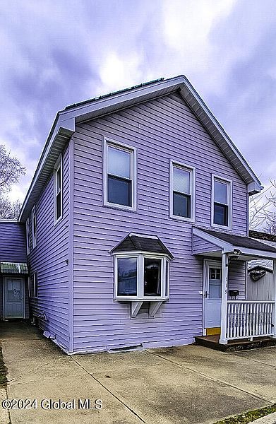 3rd image of 719 6th Avenue