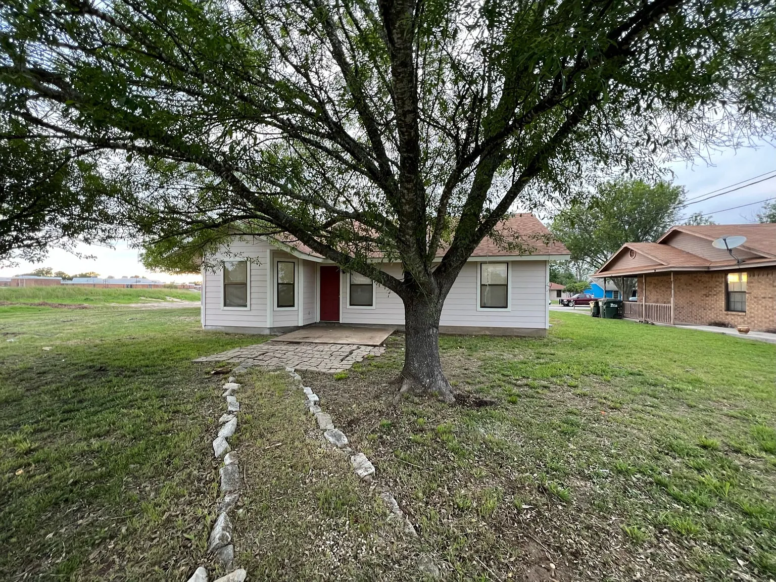 3 bed, 1162 sqft, $1,725 — Photo 4